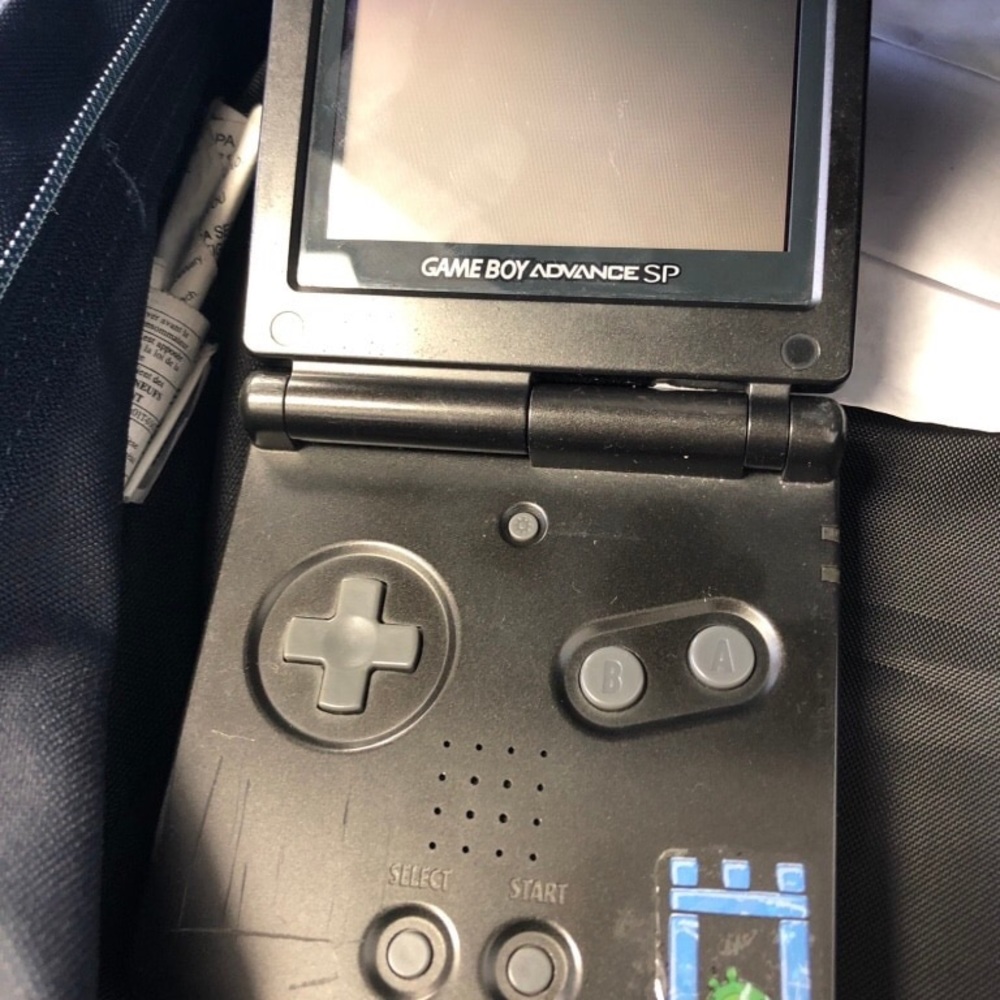 Game boy - Picture 2 of 4